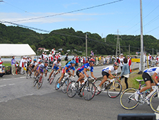 自転車レースのようす